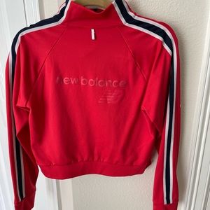 New Balance cropped midzip